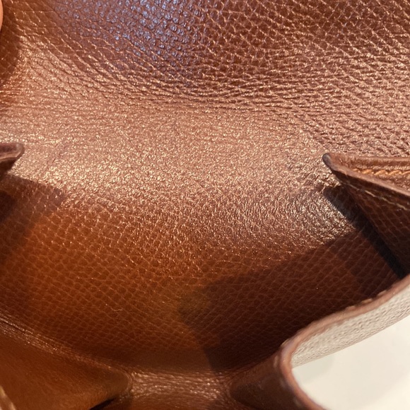 Hermes LE 24 Unisex Epsom
Leather Coin Purse/coin
Case Gold - Picture 9 of 10